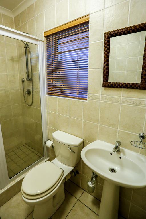 Secret Garden Guesthouse Bloubergstrand Δωμάτιο φωτογραφία