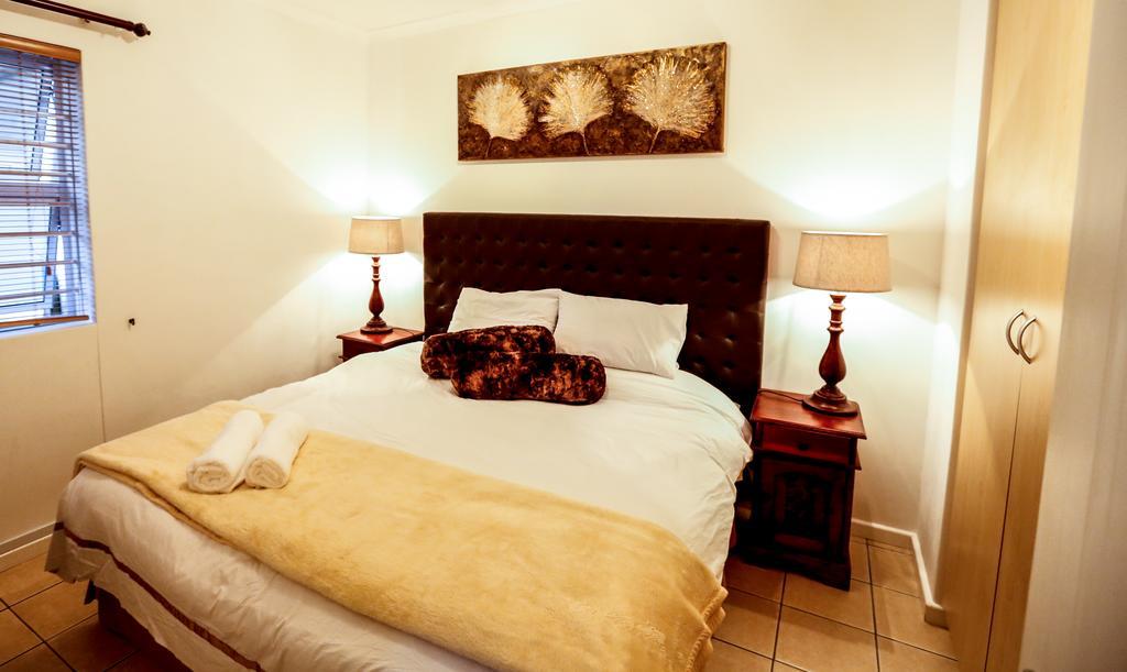 Secret Garden Guesthouse Bloubergstrand Δωμάτιο φωτογραφία