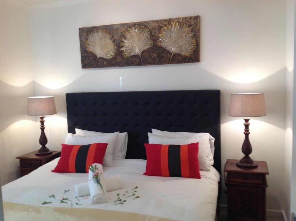 Secret Garden Guesthouse Bloubergstrand Εξωτερικό φωτογραφία