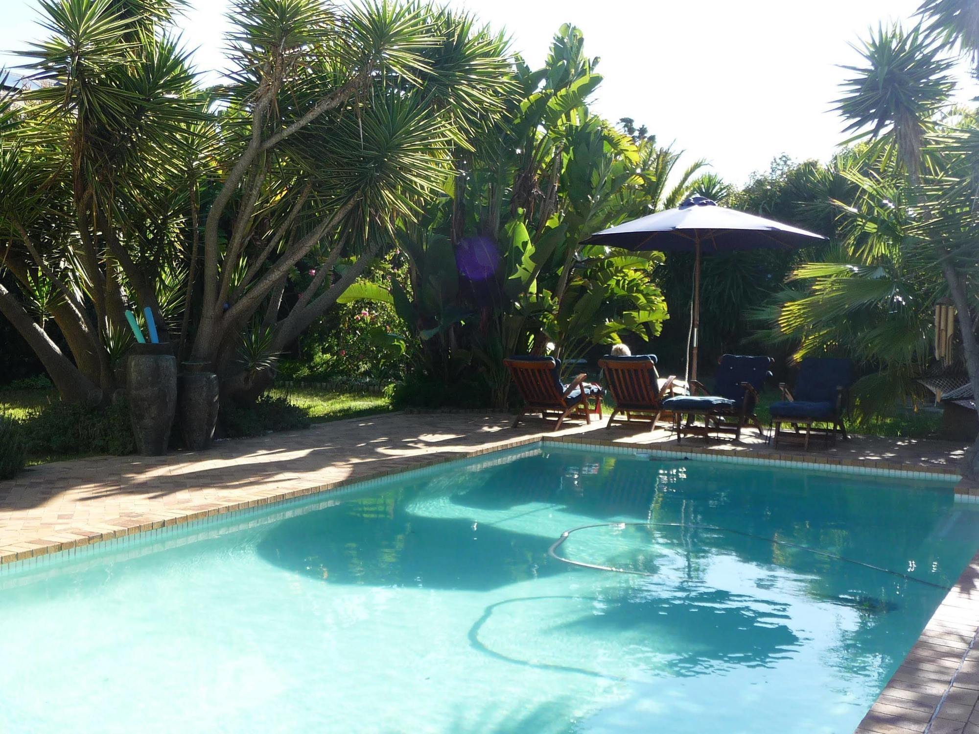 Secret Garden Guesthouse Bloubergstrand Εξωτερικό φωτογραφία