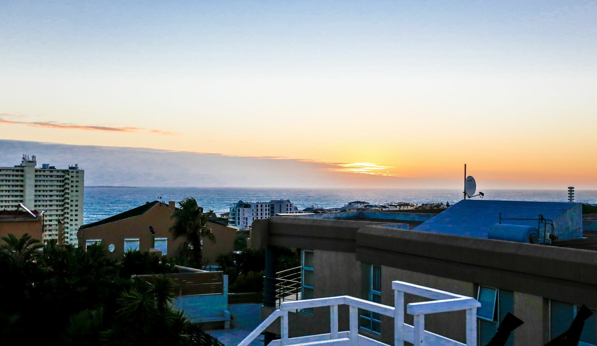 Secret Garden Guesthouse Bloubergstrand Εξωτερικό φωτογραφία